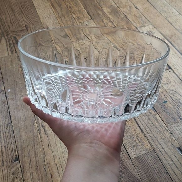 Glass Serving Bowl with Sun Design 8 1/2 Inches - Picture 1 of 8